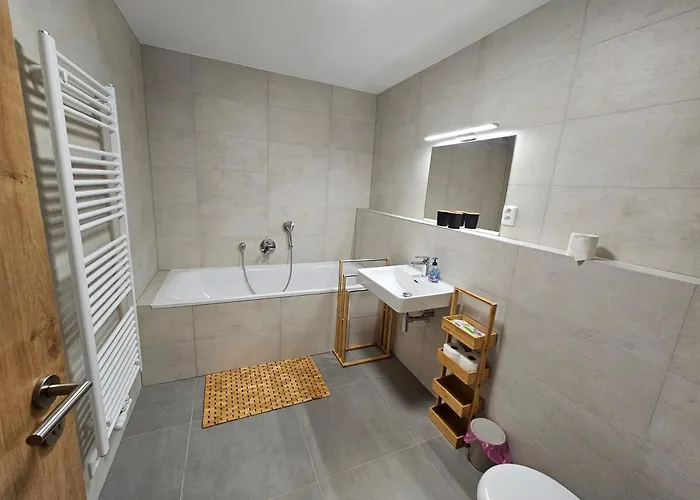 Deluxe S Moznosti Wellness 4 By Alkatravel Apartment *
